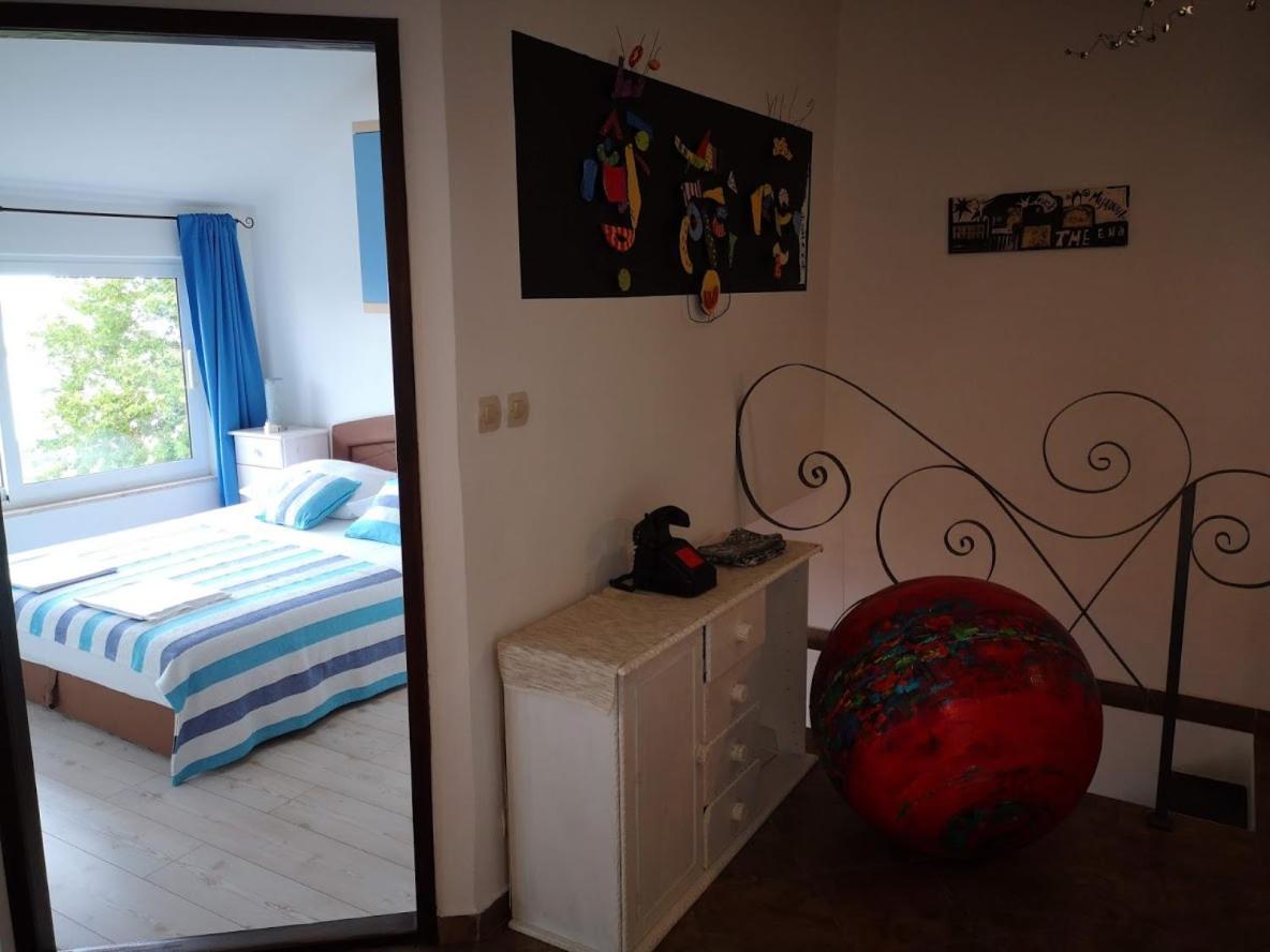 Art Gallery House With A Small Relaxing Pool Crikvenica Exterior foto